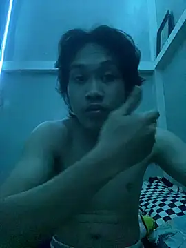 Snapshot of pirtell chatting on 04/21/26, 05:17 pirtell online show from 04/21/26, 05:17