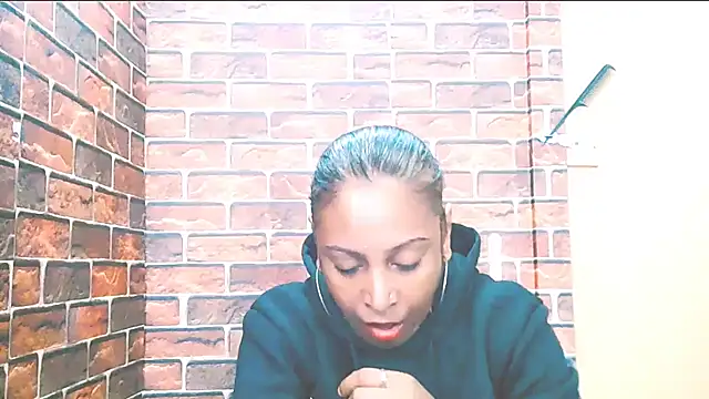 Snapshot of indian_spice_girl chatting on 05/15/26, 07:04 indian spice girl online show from 05/15/26, 07:04