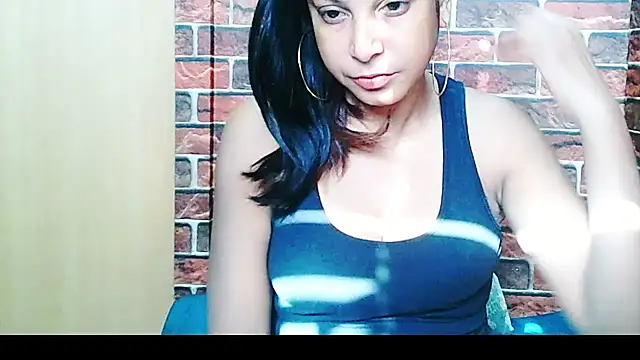 Snapshot of indian_spice_girl chatting on 06/28/26, 07:36 indian spice girl online show from 06/28/26, 07:36