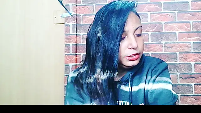 Snapshot of indian_spice_girl chatting on 07/01/26, 07:21 indian spice girl online show from 07/01/26, 07:21