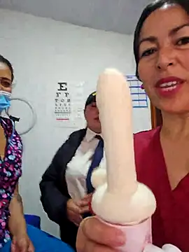JustSamantha  online show from 04/30/26, 08:57