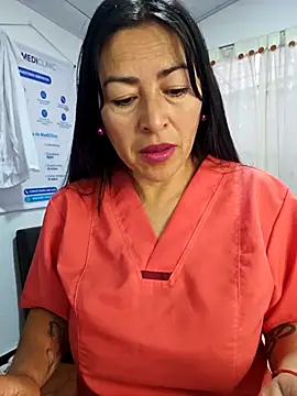 JustSamantha  online show from 05/06/26, 10:53