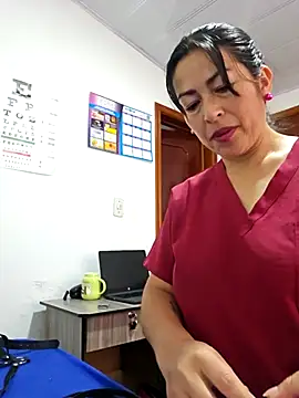 JustSamantha  online show from 05/11/26, 12:00
