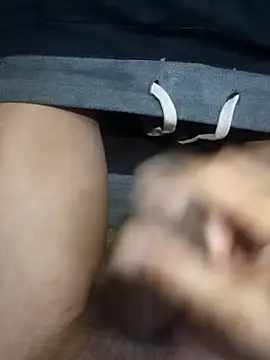 Snapshot of batista_7171 chatting on 12/14/25, 08:13 batista 7171 online show from 12/14/25, 08:13