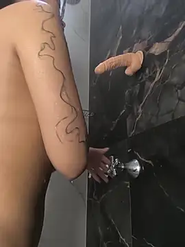 Snapshot of little_xioo_ chatting on 11/28/25, 12:52 little xioo online show from 11/28/25, 12:52