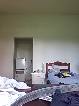 Snapshot of nori_dunda chatting on 03/10/26, 02:22 nori dunda online show from 03/10/26, 02:22