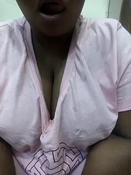 Snapshot of mamtha-tamil chatting on 03/19/26, 12:31 mamtha-tamil online show from 03/19/26, 12:31