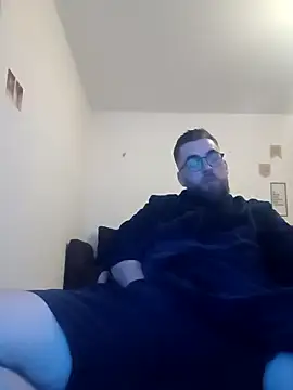 Snapshot of CoupleGoat chatting on 03/21/26, 12:37 CoupleGoat online show from 03/21/26, 12:37