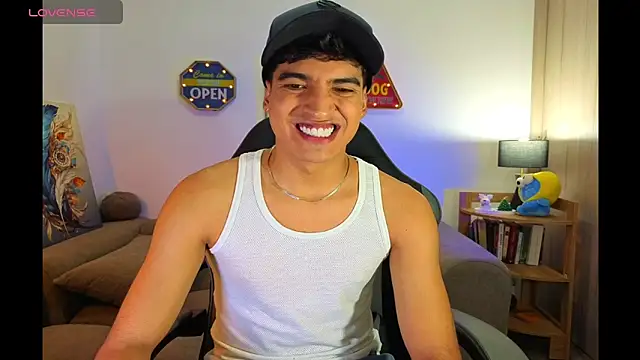 Snapshot of ken_blakerr chatting on 03/25/26, 12:27 ken blakerr online show from 03/25/26, 12:27