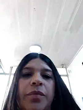 Layla-daring online show from 04/30/26, 08:57