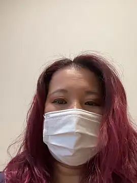 Snapshot of nana_na425 chatting on 03/10/26, 12:26 nana na425 online show from 03/10/26, 12:26