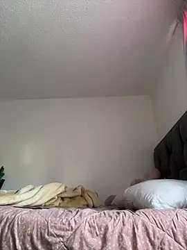 Snapshot of Scarlett_mus chatting on 01/17/26, 01:05 Scarlett mus online show from 01/17/26, 01:05