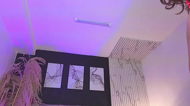 Snapshot of dahianae__ chatting on 02/07/26, 03:32 dahianae online show from 02/07/26, 03:32