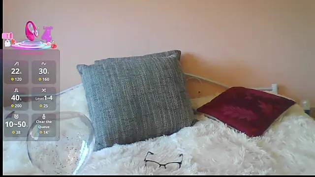 Snapshot of LisaHoneyLisa chatting on 03/08/26, 08:51 LisaHoneyLisa online show from 03/08/26, 08:51