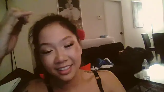 cryptokimgirl online show from 02/27/26, 05:40