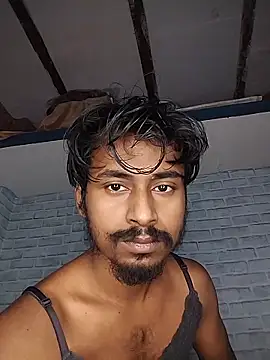 Snapshot of Poojadick chatting on 11/22/25, 04:11 Poojadick online show from 11/22/25, 04:11