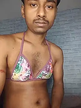 Snapshot of Poojadick chatting on 11/27/25, 04:14 Poojadick online show from 11/27/25, 04:14