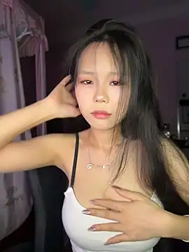 Kiee-lee online show from 06/10/26, 04:17