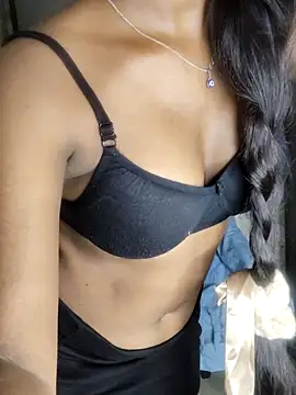 Simran 0011 online show from 04/26/26, 04:04