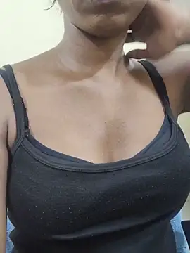 Simran 0011 online show from 05/20/26, 04:35
