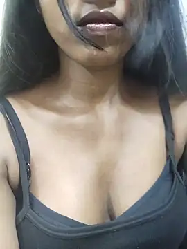 Simran 0011 online show from 06/12/26, 02:27
