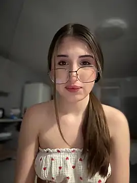 Snapshot of SteshaGrace chatting on 12/01/25, 06:24 SteshaGrace online show from 12/01/25, 06:24