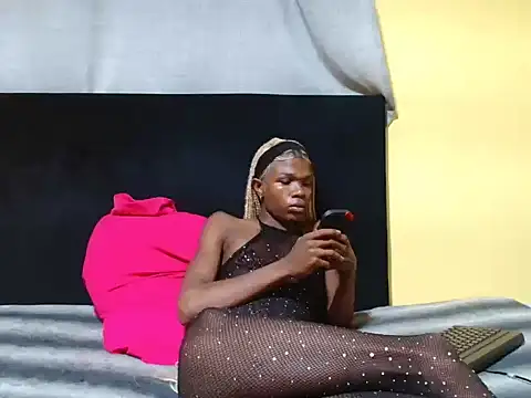 WildHornyTiger18 online show from 02/05/26, 07:40