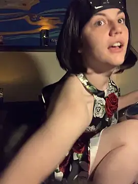 Snapshot of Kora_Kat chatting on 12/15/25, 12:48 Kora Kat online show from 12/15/25, 12:48