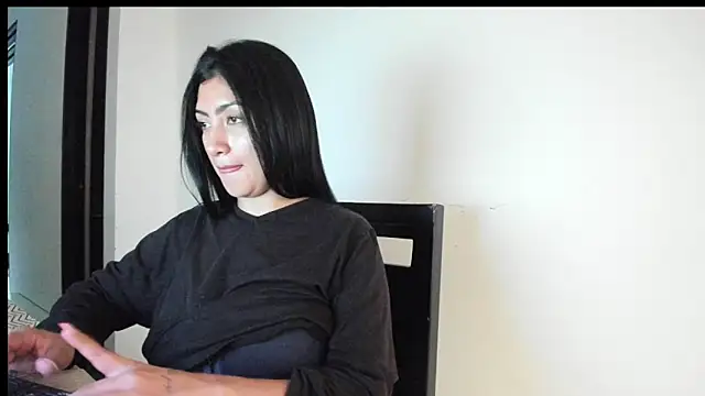 miabelmonte online show from 11/27/25, 05:15