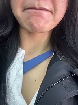 Snapshot of mitao_xx chatting on 01/13/26, 02:39 mitao xx online show from 01/13/26, 02:39