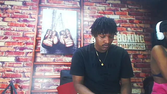 Snapshot of BlackAndAxel chatting on 03/04/26, 11:33 BlackAndAxel online show from 03/04/26, 11:33