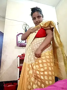 Snapshot of Angel_70_ chatting on 12/16/25, 05:01 Angel 70 online show from 12/16/25, 05:01