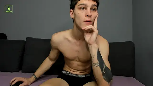 Snapshot of Adam_Porrter chatting on 12/05/25, 12:58 Adam Porrter online show from 12/05/25, 12:58