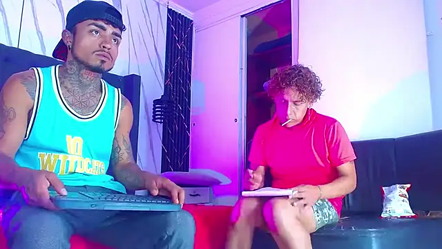 Hot Latino x online show from 12/22/25, 07:55