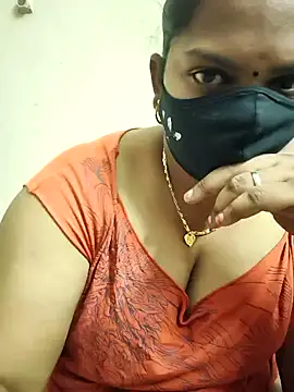 Snapshot of Paru_Tamil_Ponnu chatting on 12/02/25, 06:58 Paru Tamil Ponnu online show from 12/02/25, 06:58