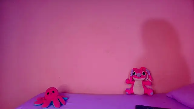 Snapshot of Venus2357 chatting on 02/19/26, 02:40 Venus2357 online show from 02/19/26, 02:40