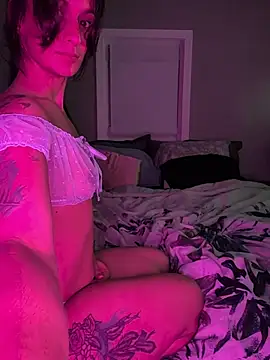 LexiLuxi online show from 11/27/25, 04:14