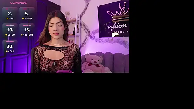 Snapshot of RenataMason chatting on 02/05/26, 01:27 RenataMason online show from 02/05/26, 01:27