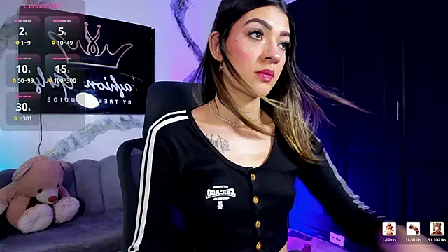 Snapshot of RenataMason chatting on 02/16/26, 12:34 RenataMason online show from 02/16/26, 12:34