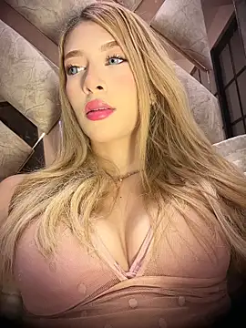 valeryfox   online show from 06/20/26, 12:14