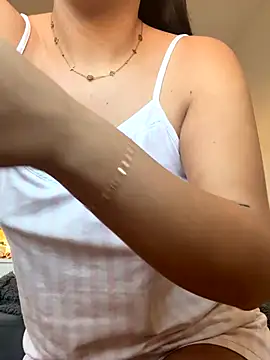 Kerysmae online show from 11/25/25, 09:31