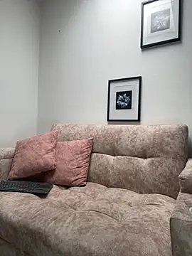 Snapshot of Madisonlaraa chatting on 11/28/25, 07:38 Madisonlaraa online show from 11/28/25, 07:38