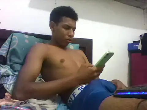 Snapshot of sexeltk chatting on 12/16/25, 10:31 sexeltk online show from 12/16/25, 10:31