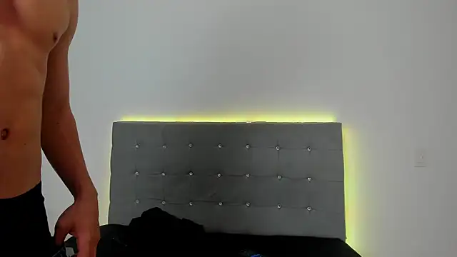 eren jeager online show from 11/30/25, 01:09