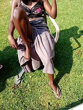 Snapshot of VirginPrincess06 chatting on 12/04/25, 01:09 VirginPrincess06 online show from 12/04/25, 01:09