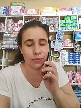Snapshot of MIA-LARIOS chatting on 05/19/26, 03:29 MIA-LARIOS online show from 05/19/26, 03:29