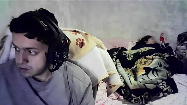 Snapshot of Giby_Grace chatting on 12/14/25, 12:49 Giby Grace online show from 12/14/25, 12:49