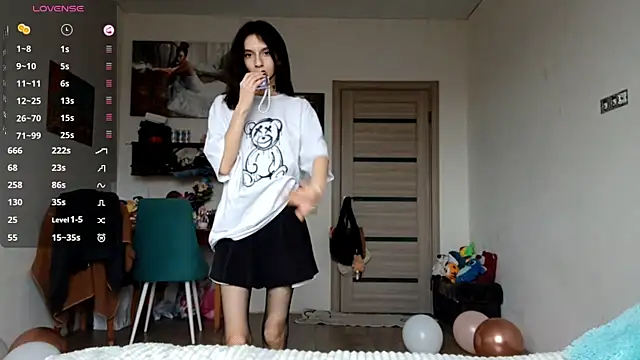 KennaElse online show from 11/25/25, 07:08