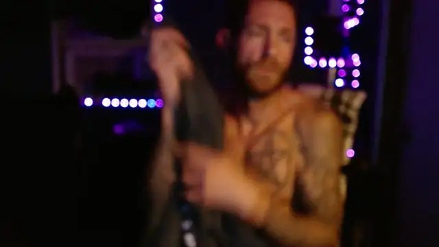 Snapshot of KingCole2390 chatting on 02/05/26, 02:49 KingCole2390 online show from 02/05/26, 02:49