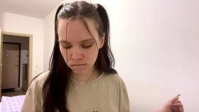 Snapshot of ColettaPeitz chatting on 11/29/25, 01:36 ColettaPeitz online show from 11/29/25, 01:36